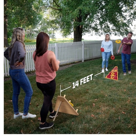 Ring Bag Game NCAA USC Trojans New In Box 2 Boards, 6 Bags - Picture 3 of 9